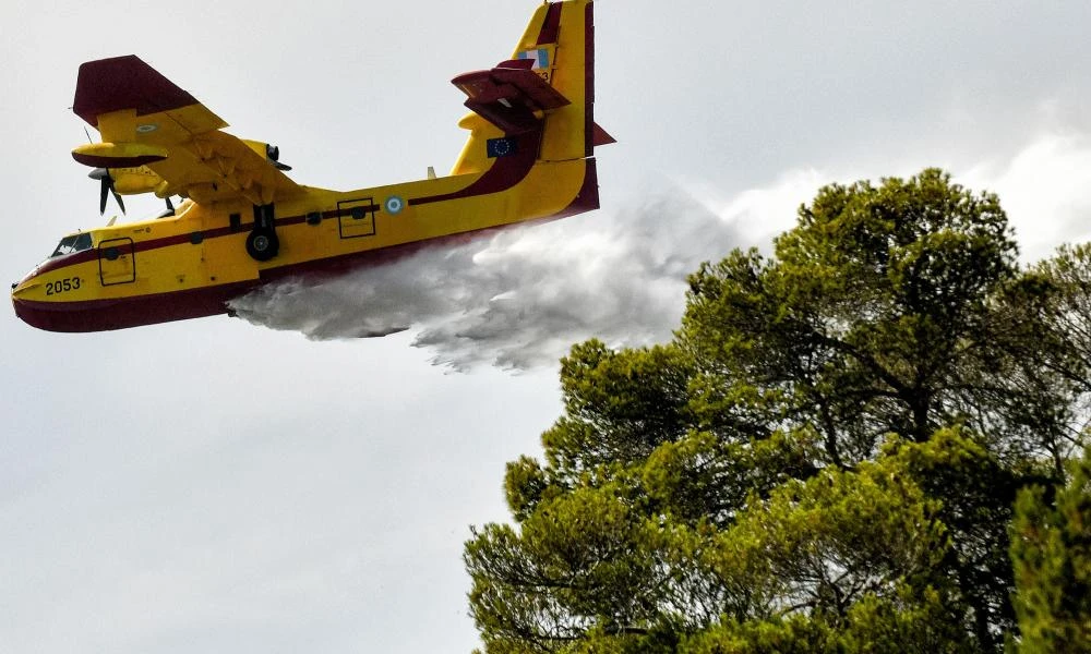 Πυρκαγιά σε αγροτική έκταση στη Φωκίδα - Σηκώθηκαν τέσσερα αεροσκάφη